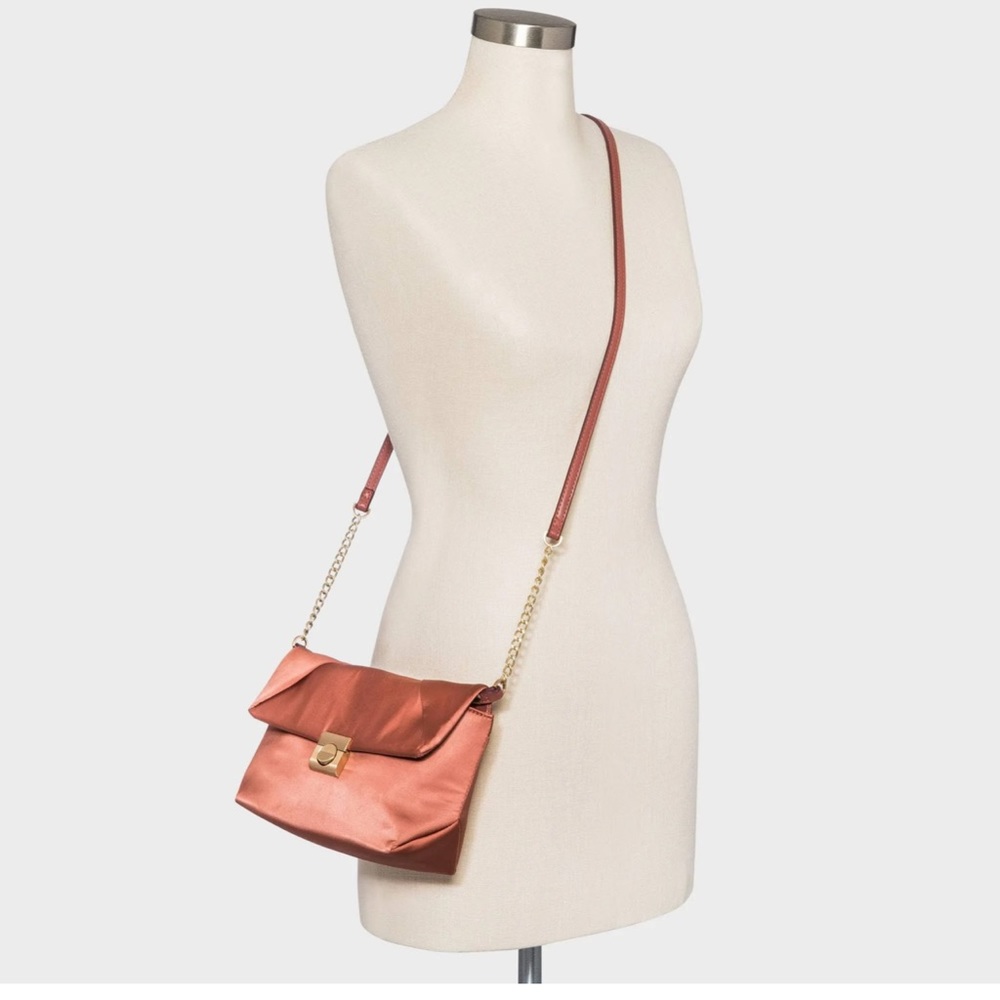 A NEW DAY coral rose w/ gold chain and latch crossbody Purse~NWT